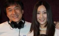 巨星成龙也爱“乡村小调” 预防“甲流”狂吃大蒜