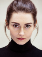 维多利亚·埃米莉