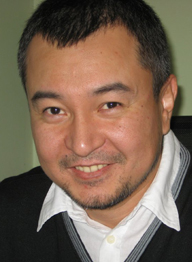 阿坎·薩塔耶夫