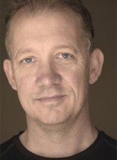 Tom Wood
