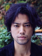 桐谷健太