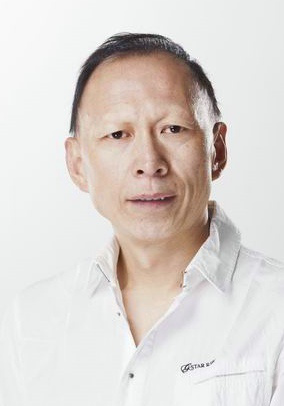 李明