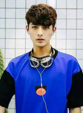 李豪