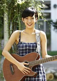 李靖筠