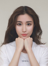 华雯