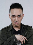 张佳航