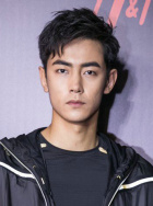 纪凌尘