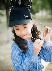 郝梓含