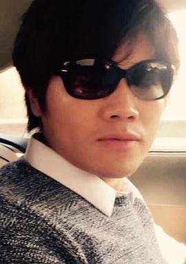 李锦伦