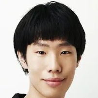 坂口涼太郎