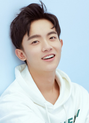 李明德
