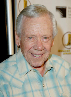 莱斯利·H·马丁森