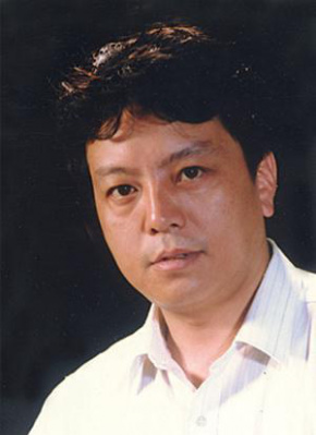 张明亮