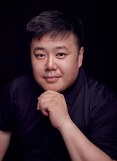 李偉