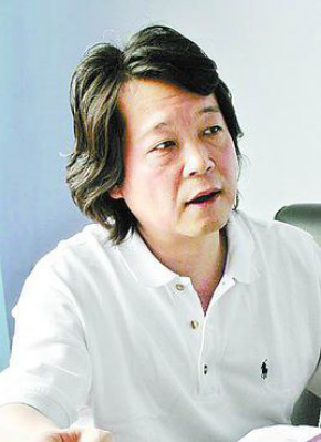 李利宏