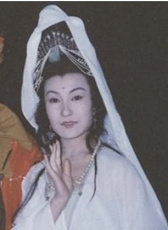 侯艳