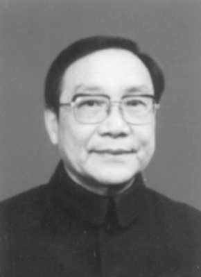李心田