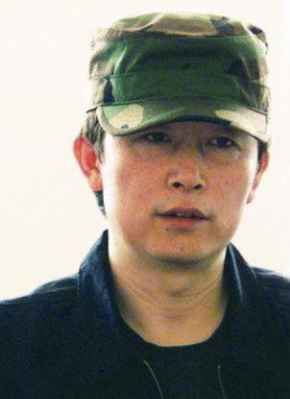 曹久平