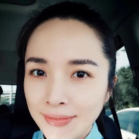李佳