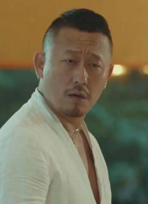 田璐