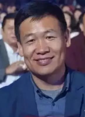 梁斌