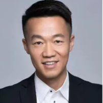 王飞