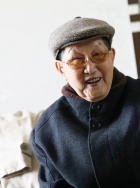 汤重稀