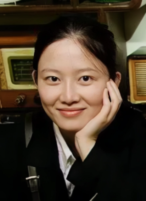 黄佳