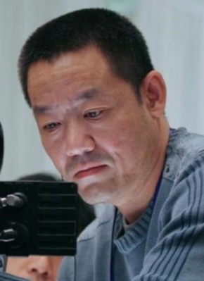 高子逸