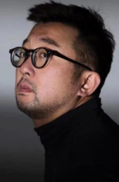 王航
