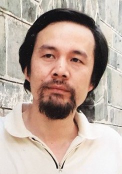 王青偉