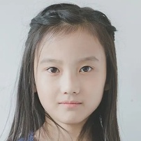 張?jiān)勎暮?>
                            </a>
                            <div   id=