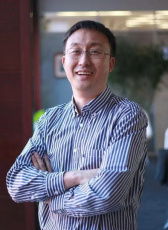 李向東