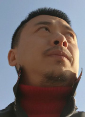 王君