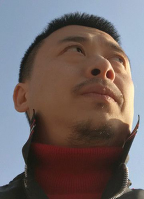王君