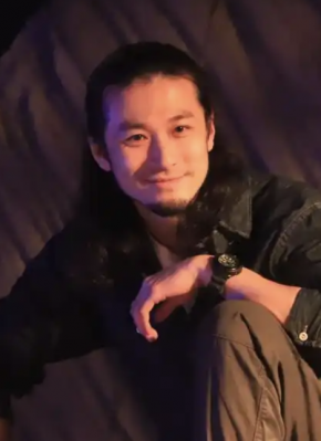 陳佳瑋