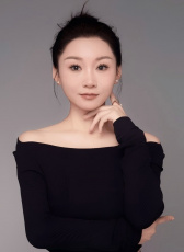 屈明霞