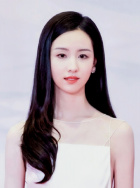 陈都灵