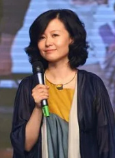 李虹