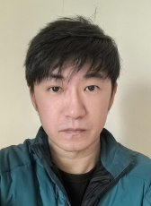 何一平