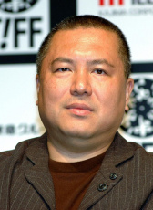一瀨隆重