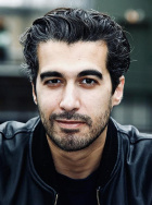 欧斯马尼·莫门