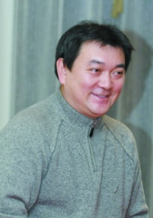 曾执导《快乐电信街》,《别拿豆包不当干粮》等多部电视剧的国内