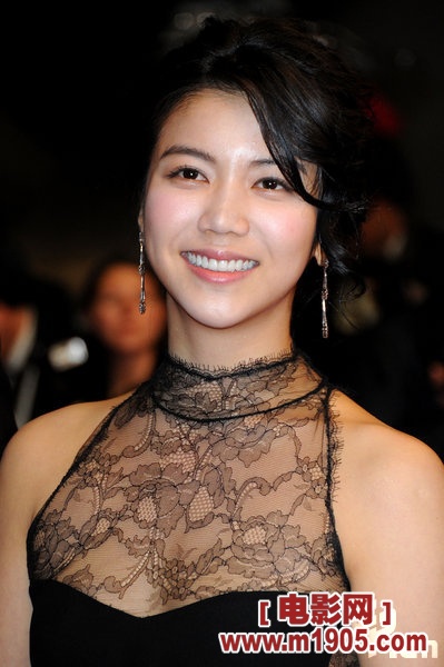 《蝙蝠》戛纳首映 韩国版吸血鬼频惹笑场_欧