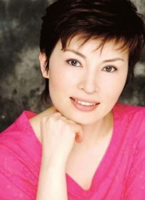 李瑞英