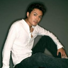 于小偉