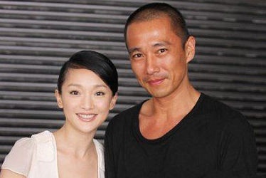 结束与李大齐恋情 周迅为疑似新男友跟记者兜