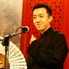 李菁