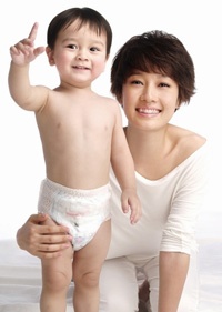 马伊璃尽显母爱本色