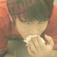 李菲儿、陈翔网络搞怪照片曝光 私交甚笃玩暧昧